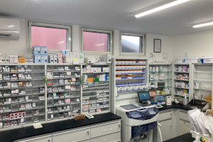 つばさ薬局 松井田店3
